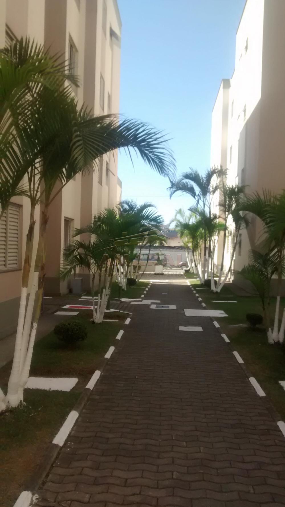 Comprar Apartamentos / Padrão em Suzano R$ 220.000,00 - Foto 1