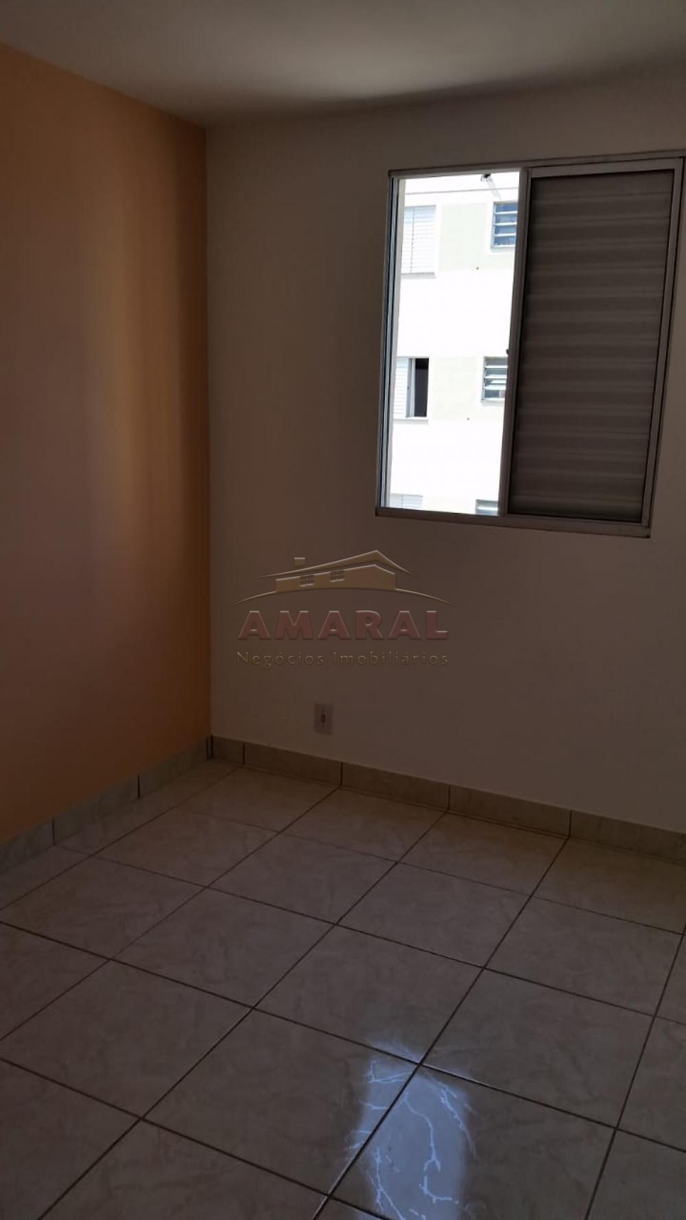 Comprar Apartamentos / Padrão em Suzano R$ 180.000,00 - Foto 3