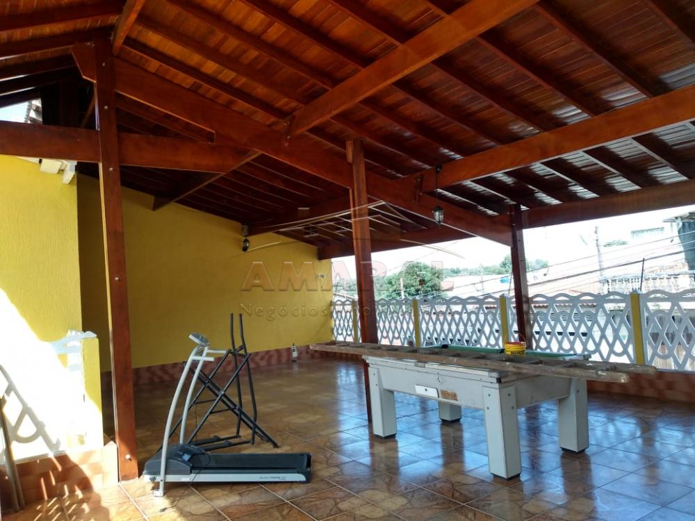 Comprar Casas / Sobrado em Suzano R$ 750.000,00 - Foto 2