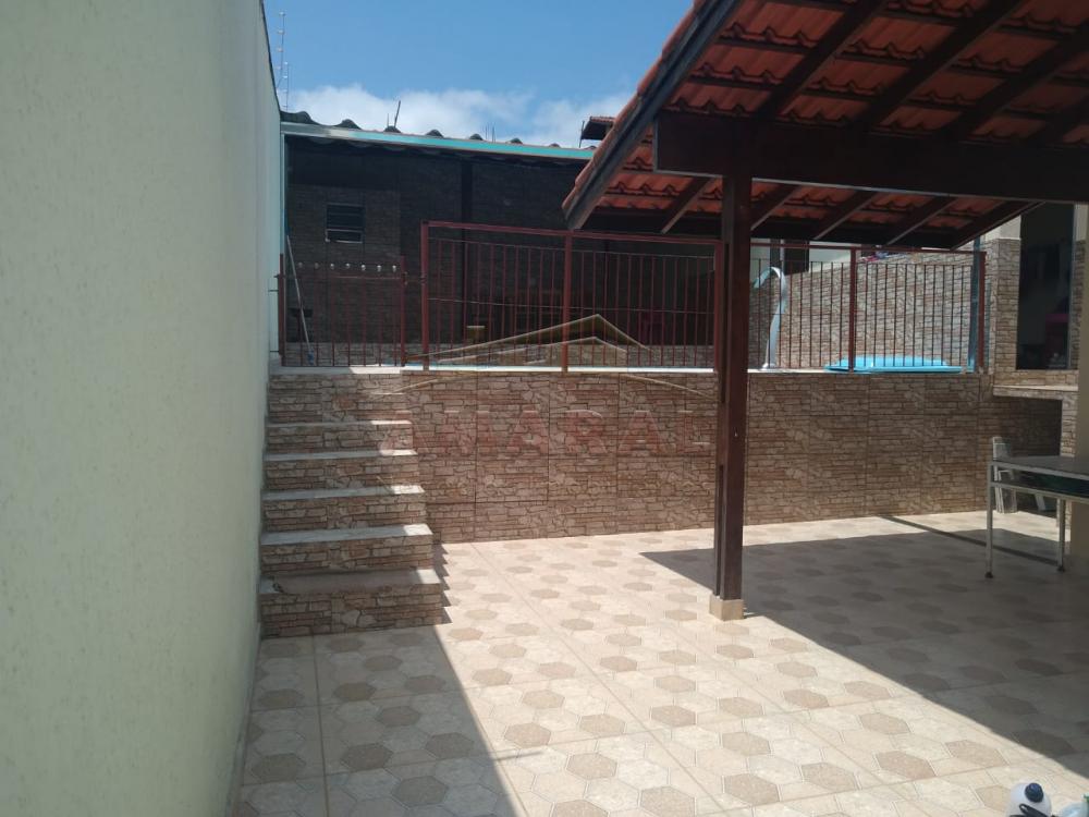 Comprar Casas / Sobrado em Suzano R$ 850.000,00 - Foto 4