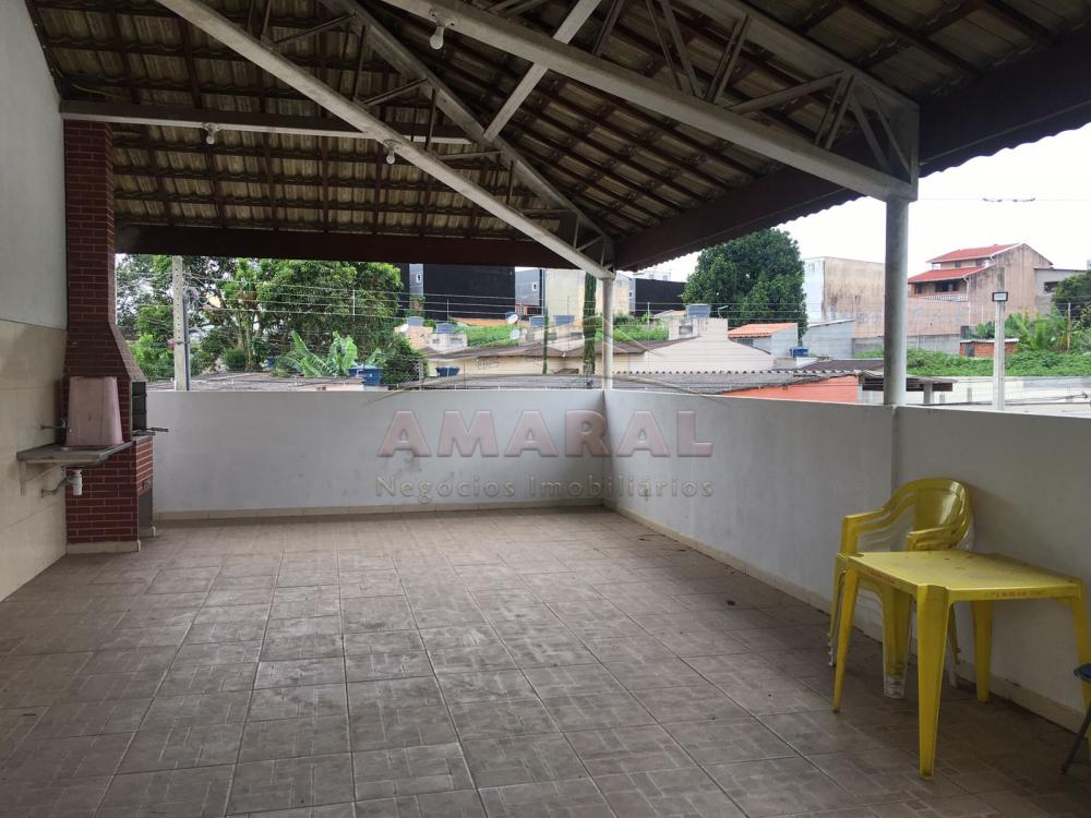 Comprar Casas / Assobradada em Suzano R$ 280.000,00 - Foto 3