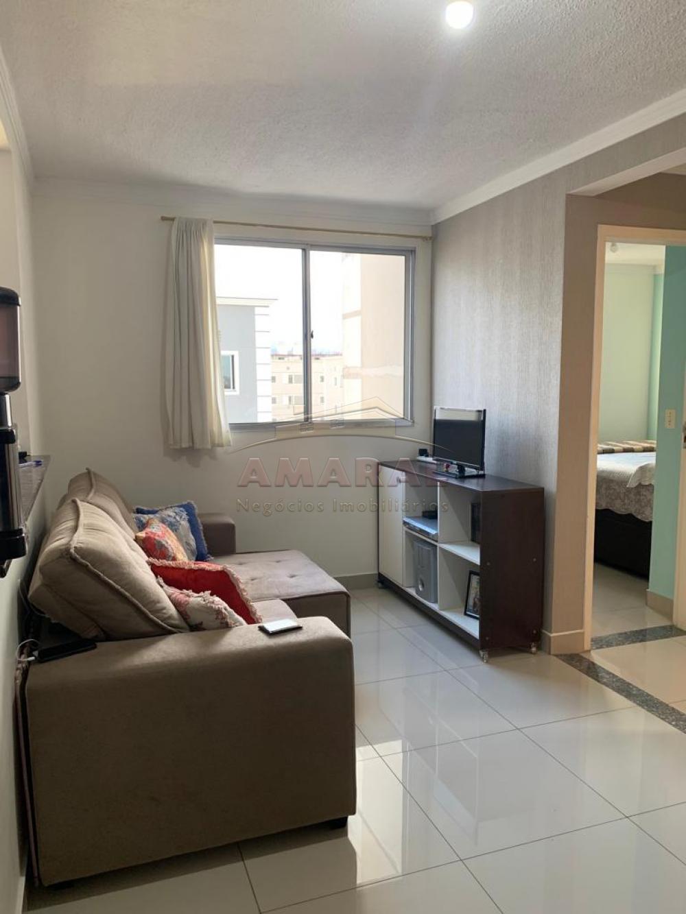 Comprar Apartamentos / Padrão em Suzano R$ 195.000,00 - Foto 2