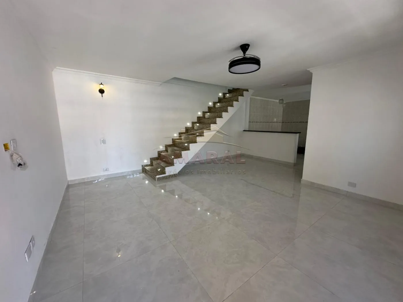 Alugar Casas / Sobrado em Suzano R$ 2.200,00 - Foto 5