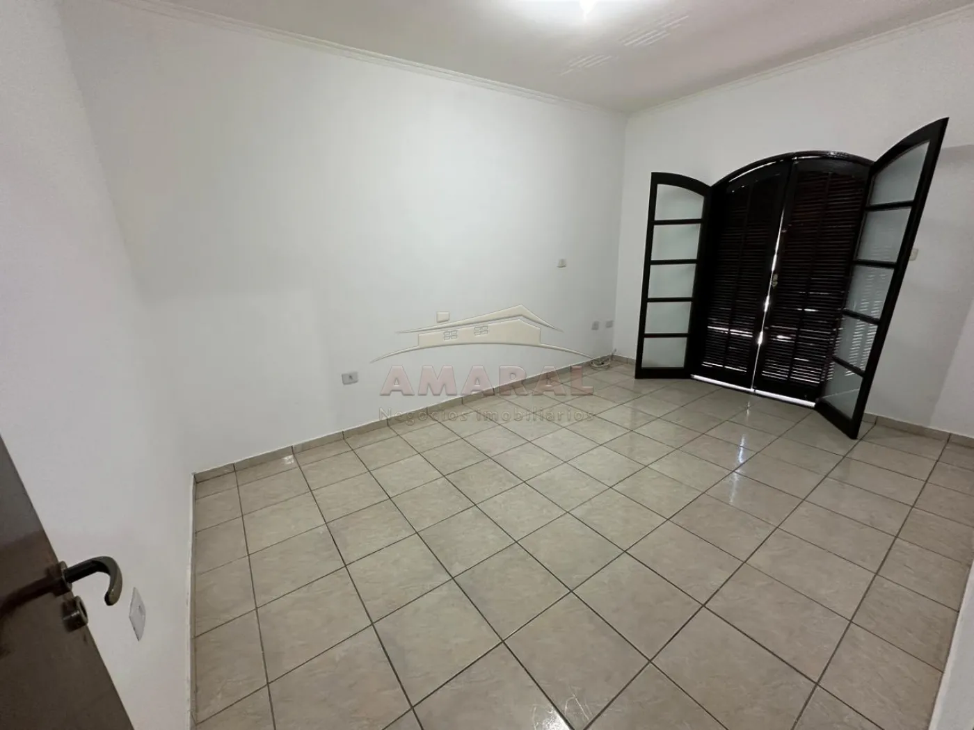 Alugar Casas / Sobrado em Suzano R$ 2.200,00 - Foto 15