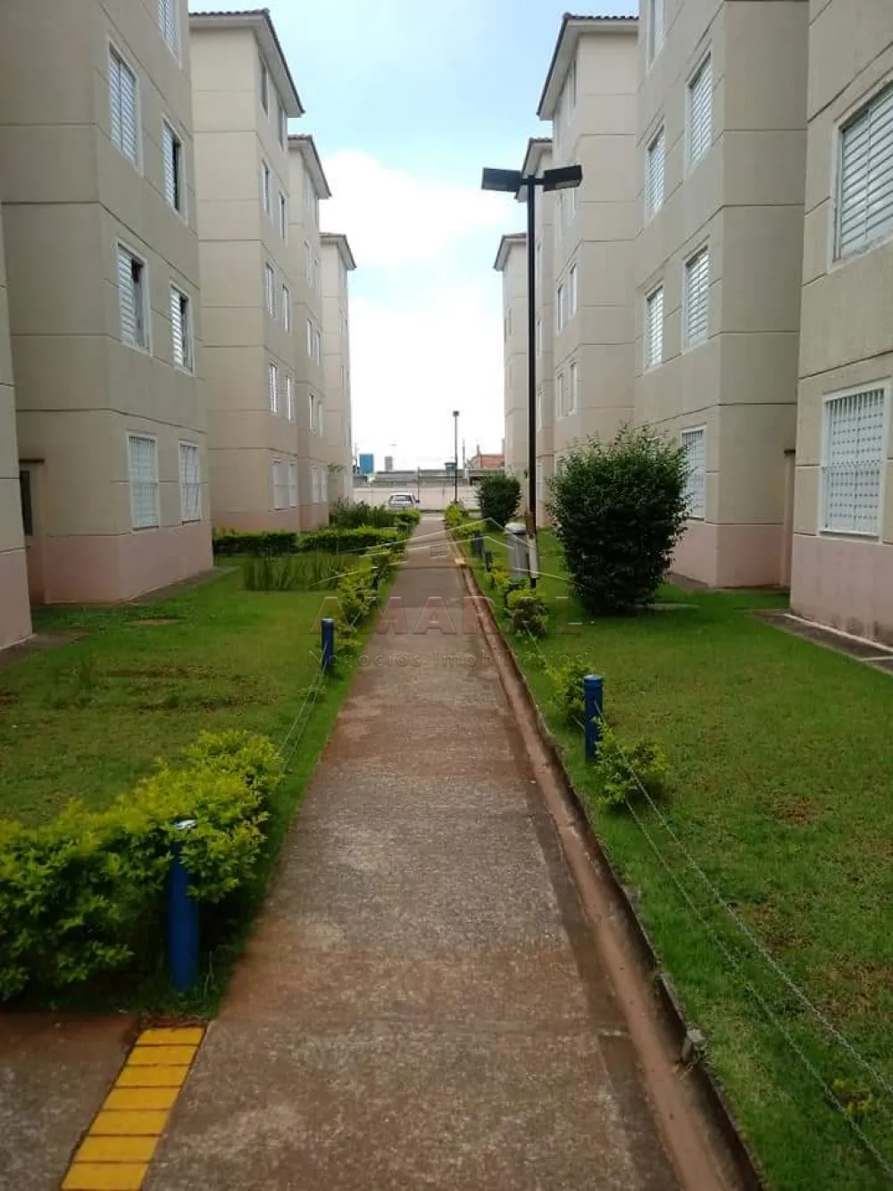 Comprar Apartamentos / Padrão em Mogi das Cruzes R$ 190.000,00 - Foto 1