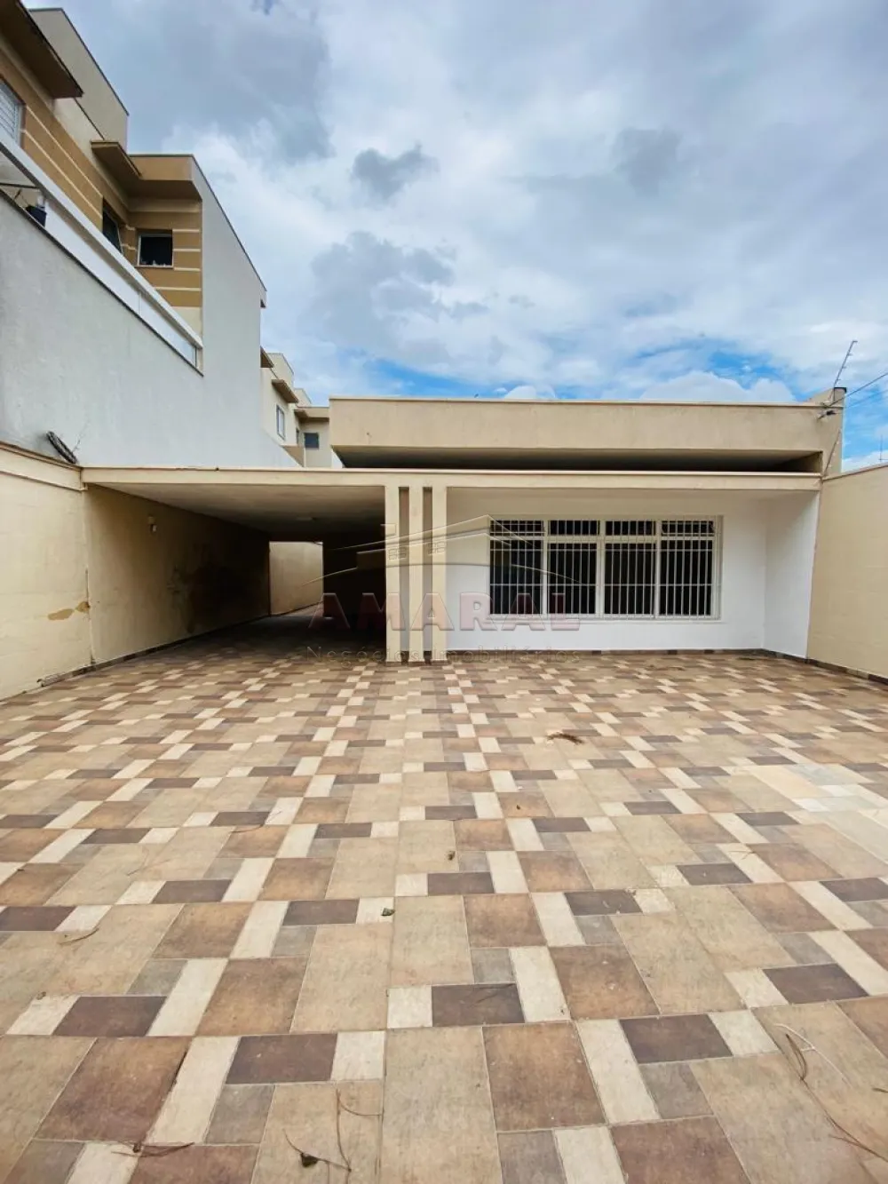 Alugar Casas / Térrea em Suzano R$ 6.300,00 - Foto 2