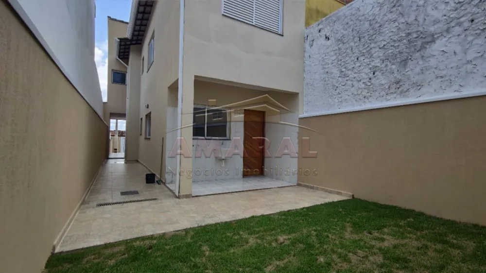 Comprar Casas / Sobrado em Mogi das Cruzes R$ 560.000,00 - Foto 2