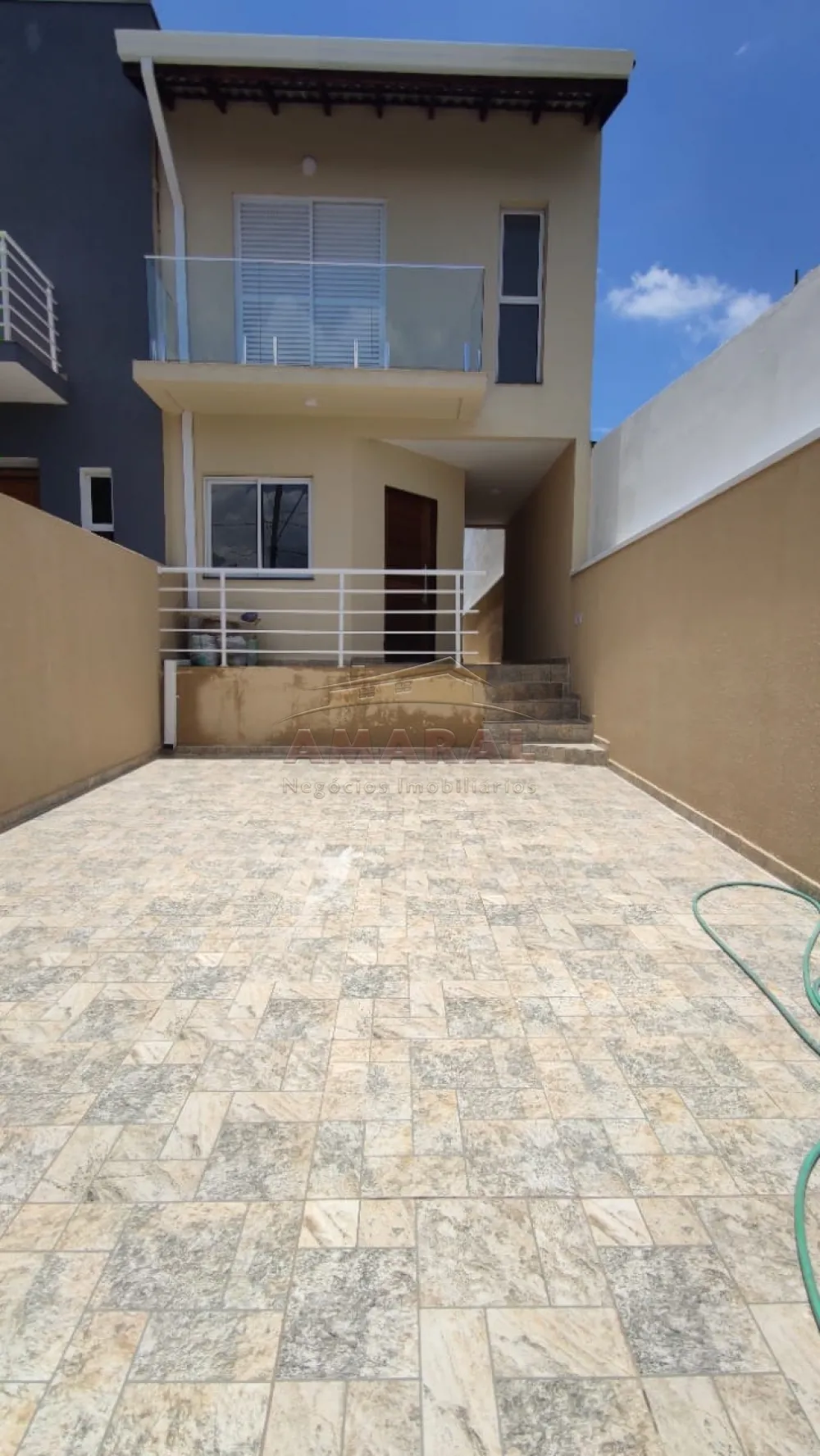 Comprar Casas / Sobrado em Mogi das Cruzes R$ 560.000,00 - Foto 1