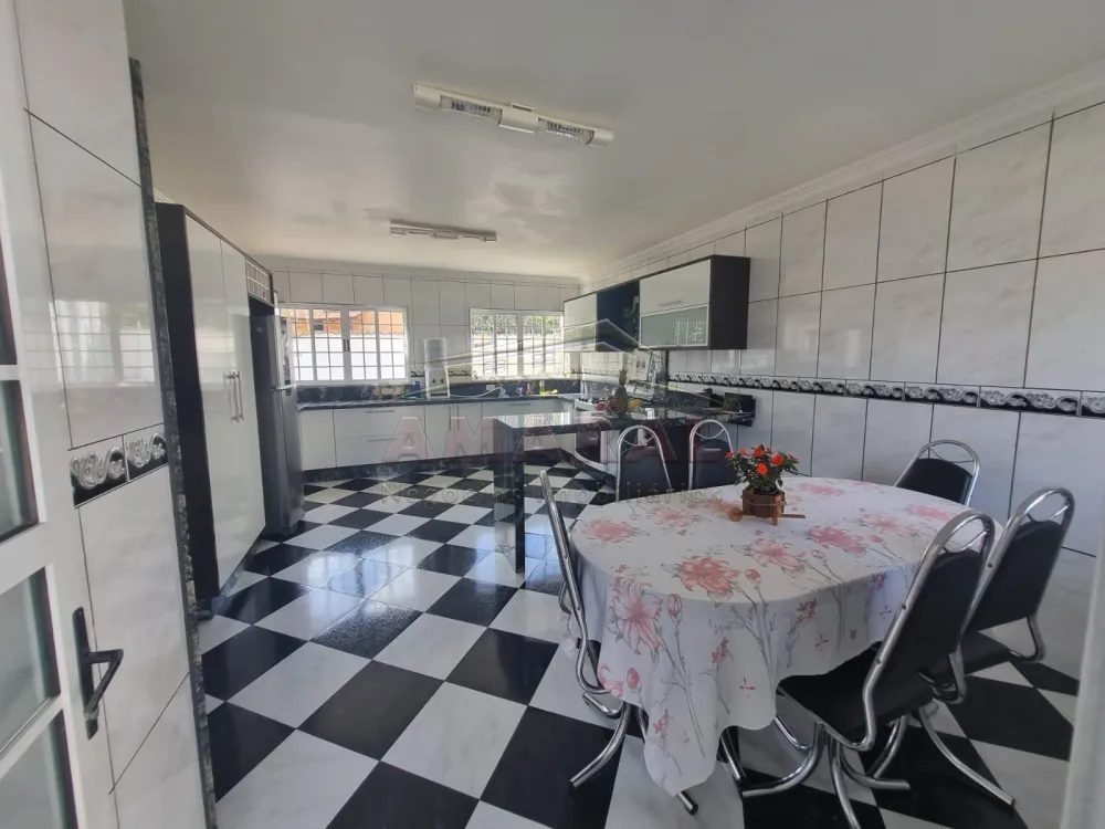 Comprar Casas / Sobrado em Suzano R$ 900.000,00 - Foto 5