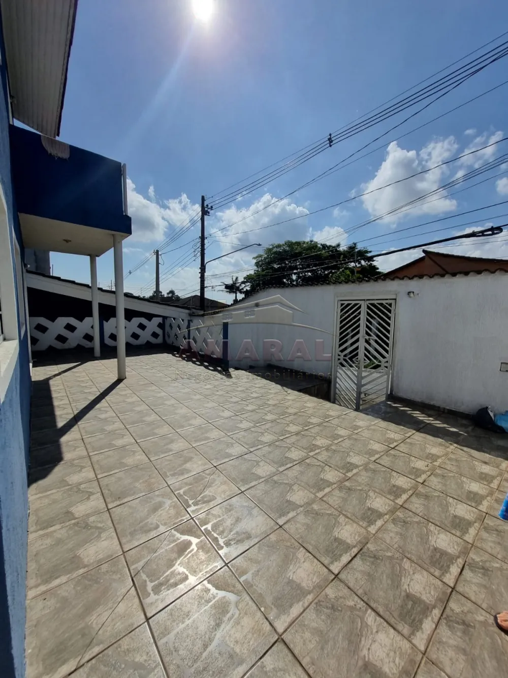 Comprar Casas / Sobrado em Suzano R$ 900.000,00 - Foto 2