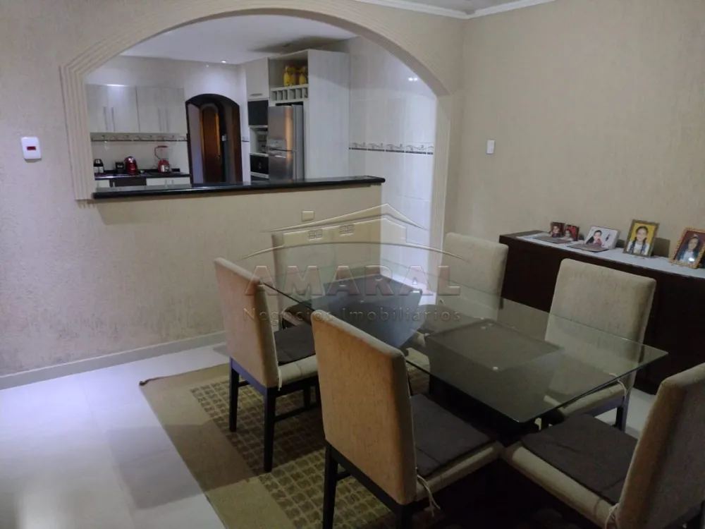 Comprar Casas / Sobrado em Suzano R$ 600.000,00 - Foto 3