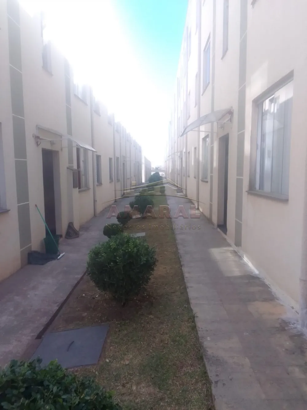 Alugar Apartamentos / Padrão em Suzano R$ 580,00 - Foto 1