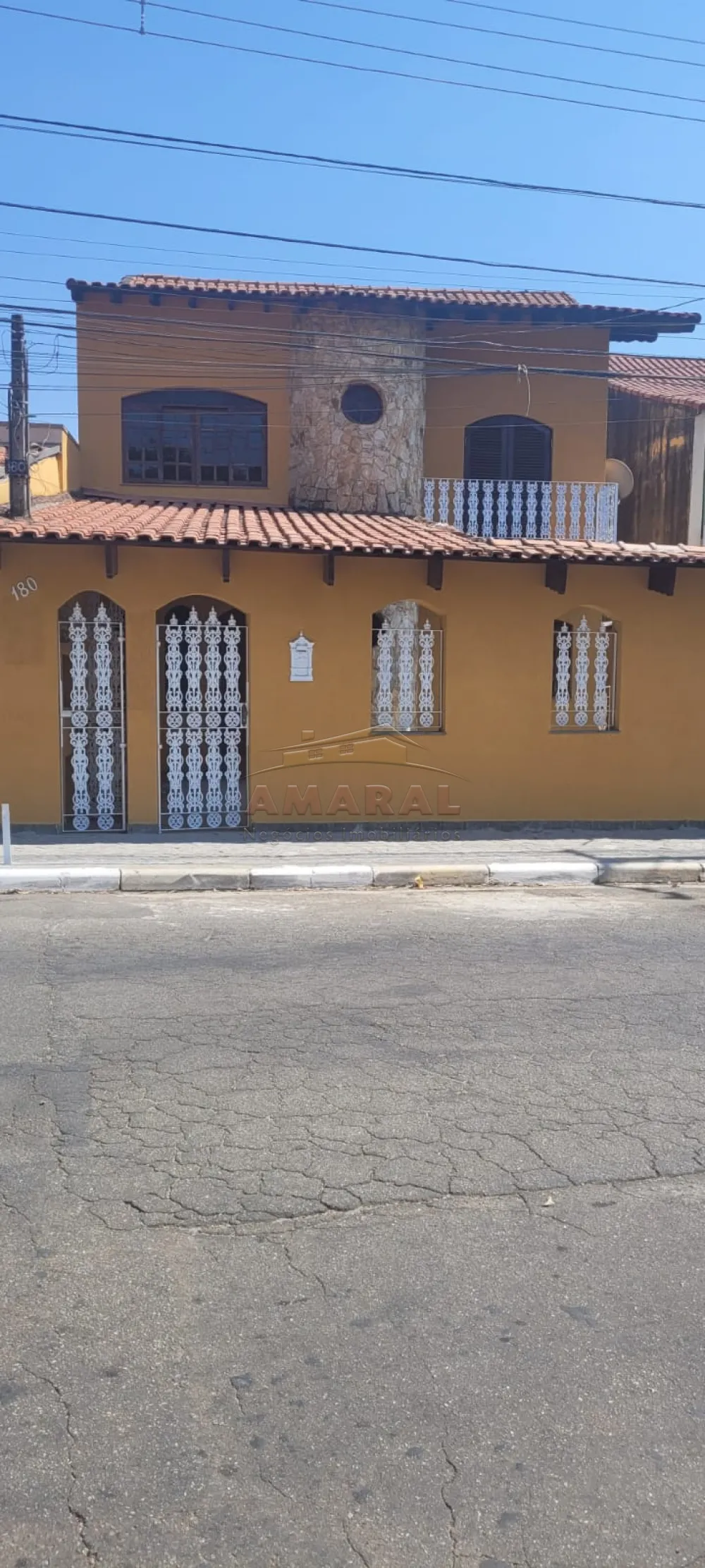 Alugar Casas / Sobrado em Suzano R$ 2.750,00 - Foto 1