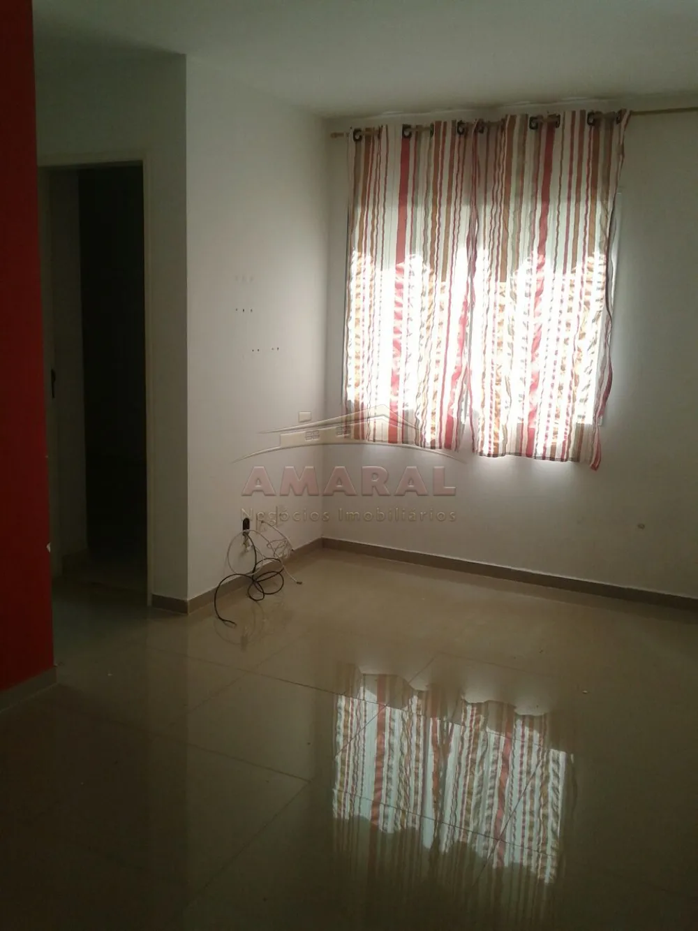 Comprar Apartamentos / Padrão em Suzano R$ 180.000,00 - Foto 3