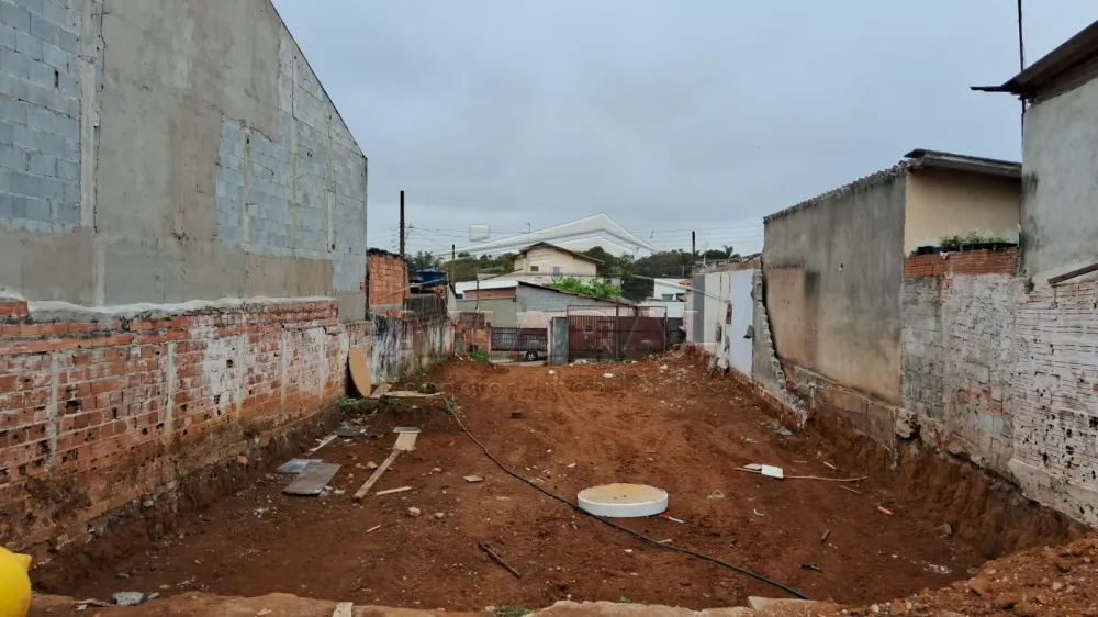 Comprar Terrenos / Terreno em Suzano R$ 300.000,00 - Foto 2