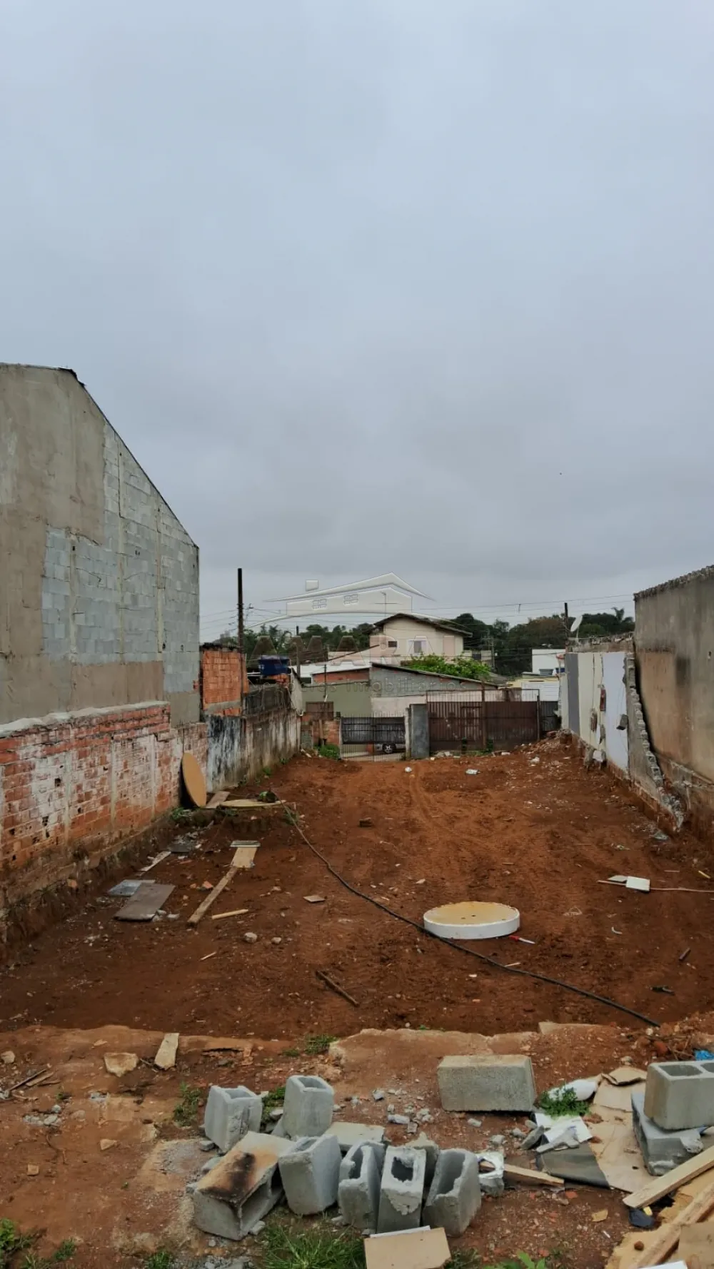 Comprar Terrenos / Terreno em Suzano R$ 300.000,00 - Foto 5