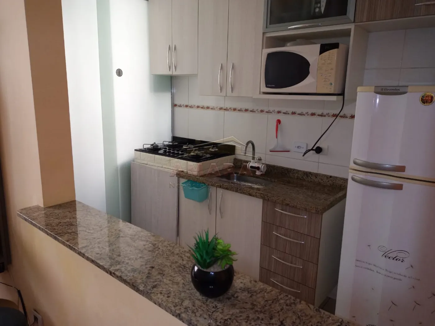 Comprar Apartamentos / Padrão em Suzano R$ 210.000,00 - Foto 1