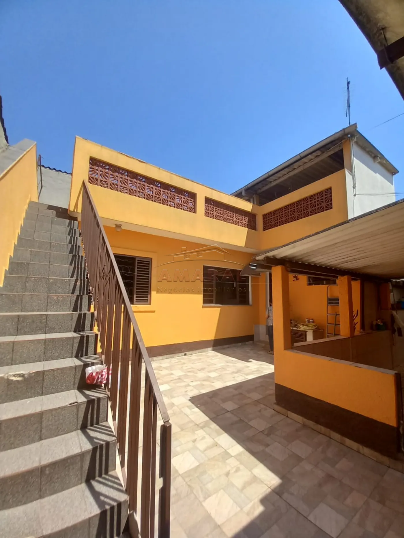 Comprar Casas / Sobrado em Suzano R$ 460.000,00 - Foto 2