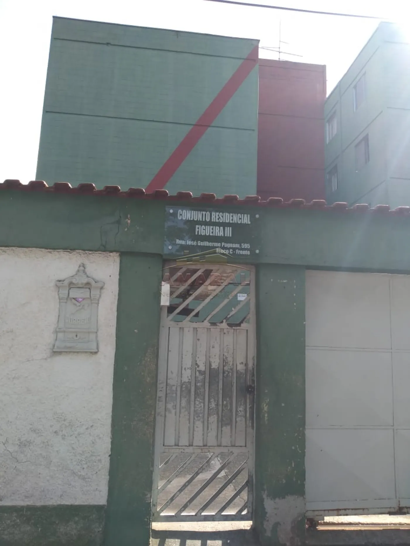Comprar Apartamentos / Padrão em Suzano R$ 150.000,00 - Foto 1