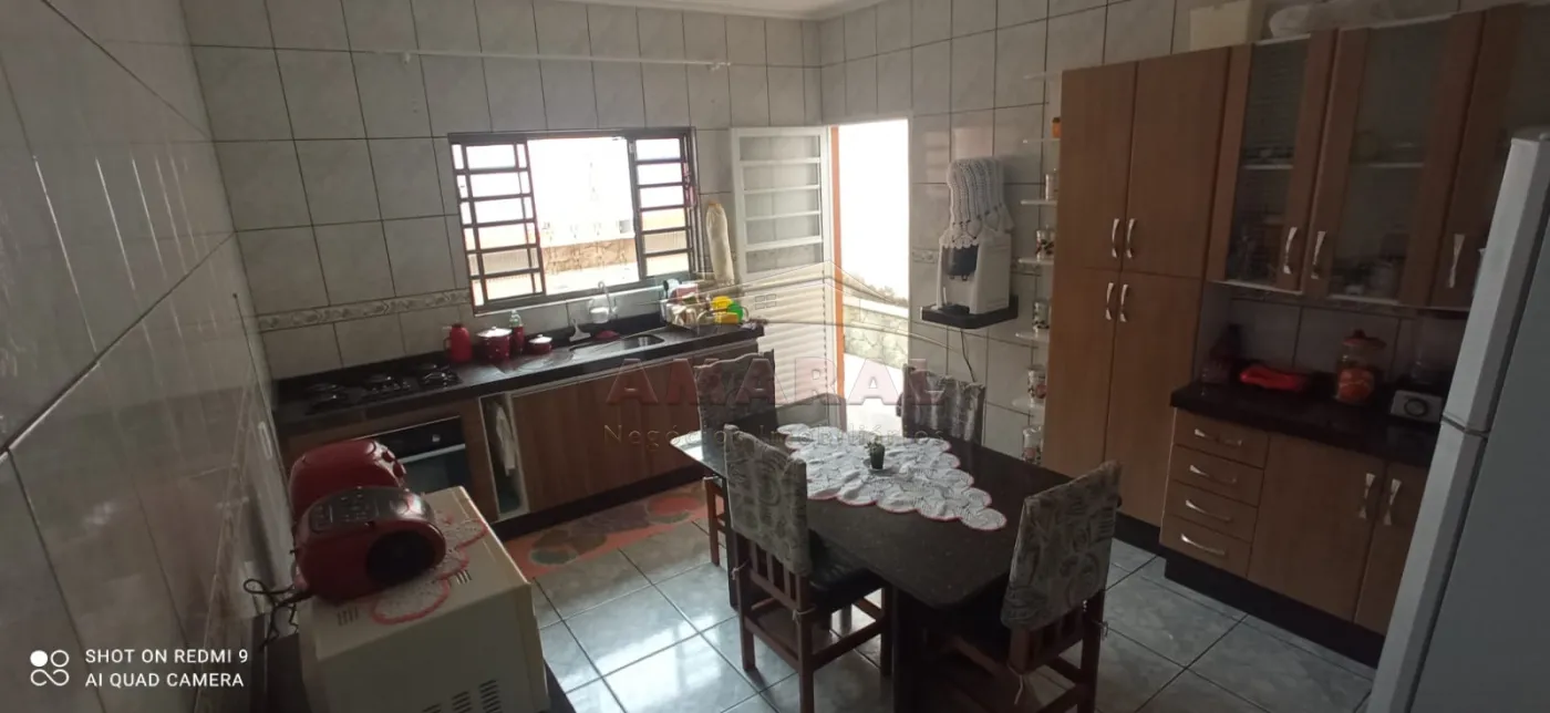 Comprar Casas / Sobrado em Suzano R$ 300.000,00 - Foto 5