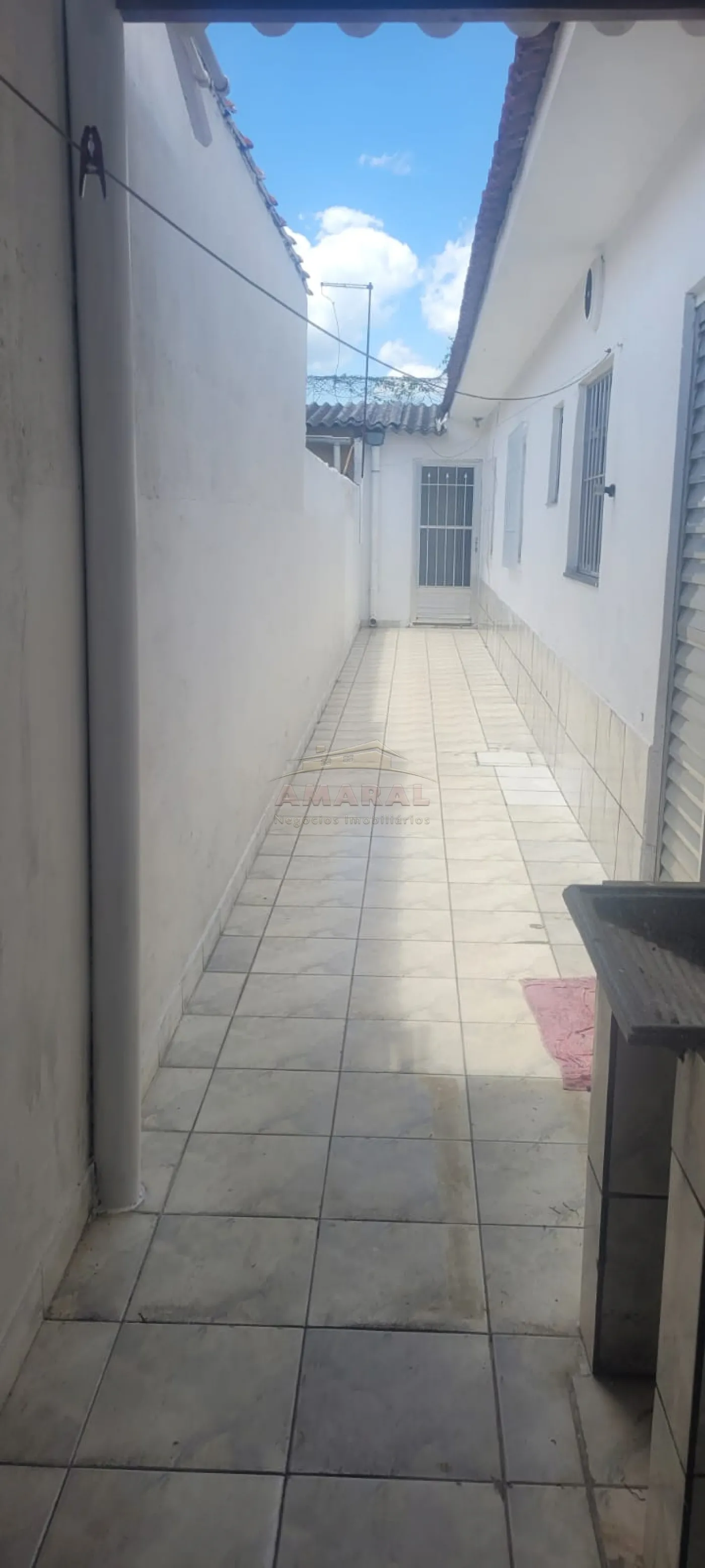 Comprar Casas / Térrea em Suzano R$ 450.000,00 - Foto 2