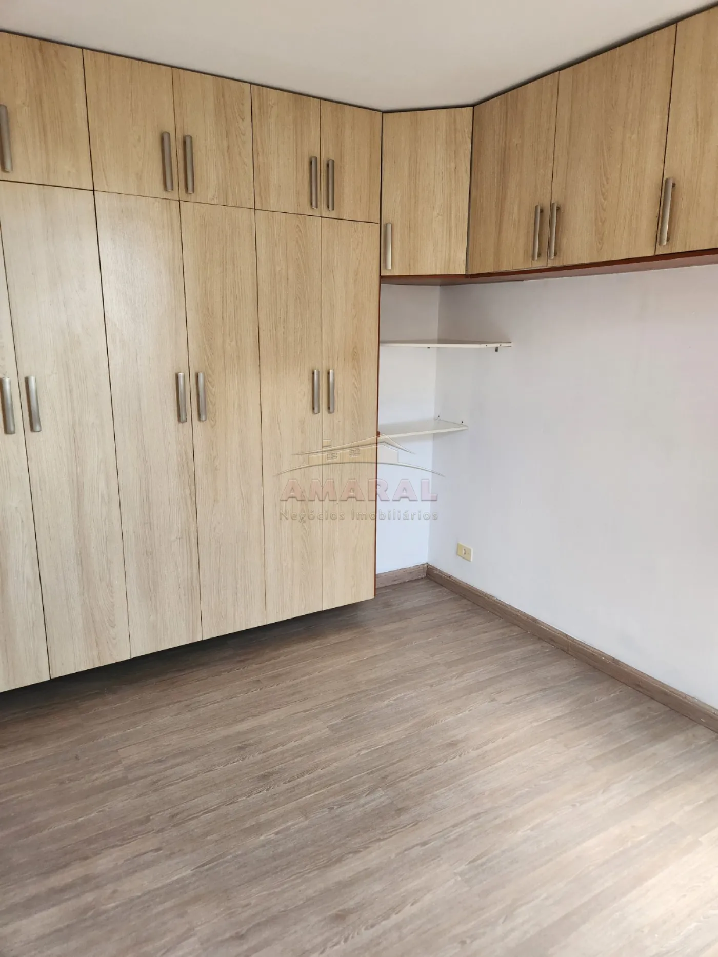 Comprar Apartamentos / Padrão em Mogi das Cruzes R$ 180.000,00 - Foto 4