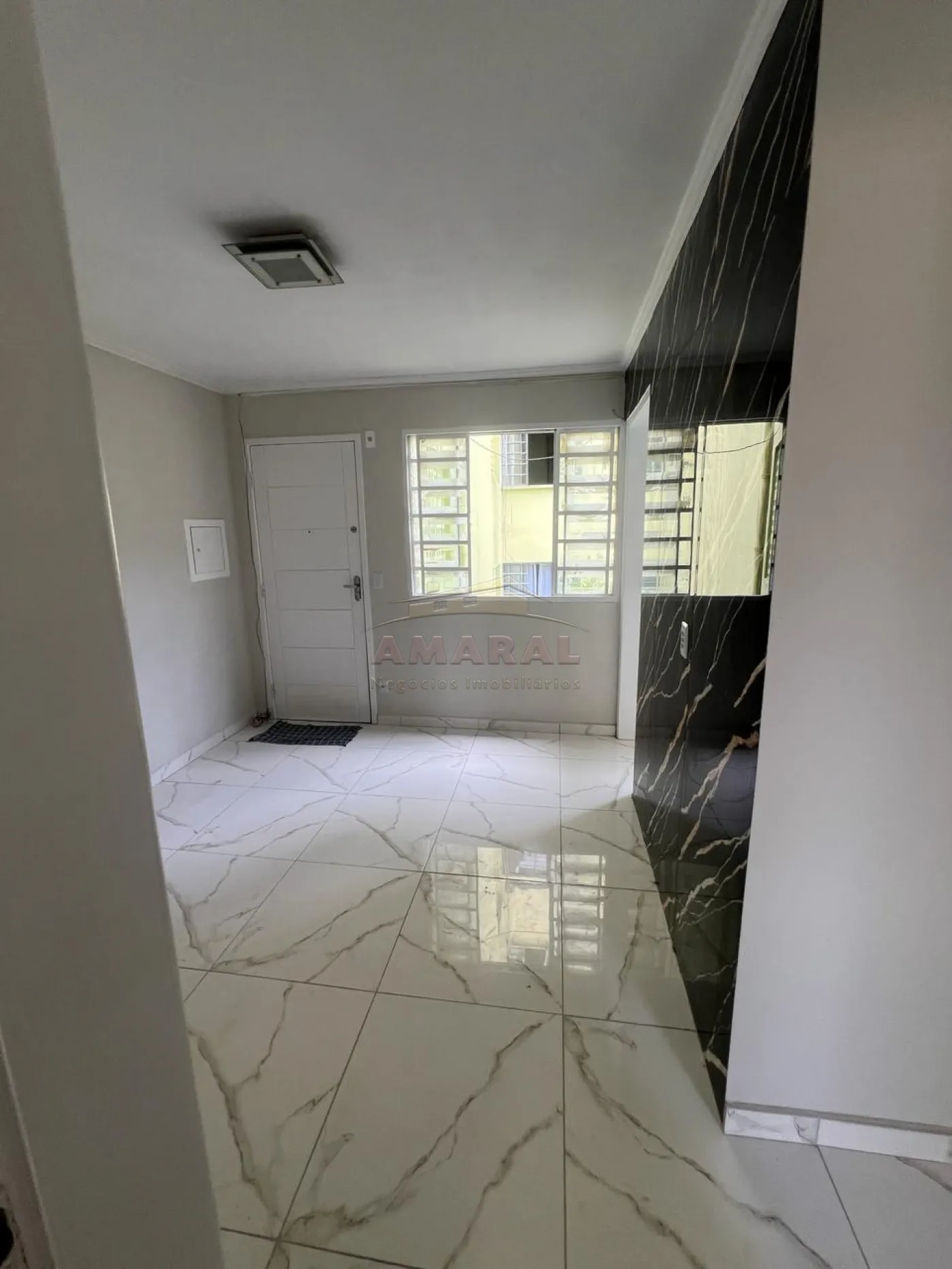 Comprar Apartamentos / Padrão em Poá R$ 175.000,00 - Foto 2