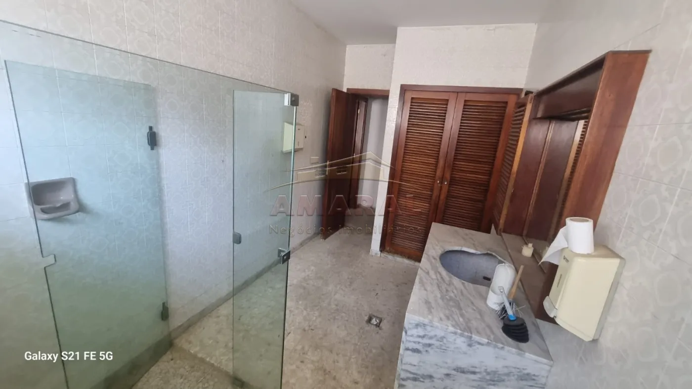 Alugar Casas / Térrea em Suzano R$ 15.000,00 - Foto 2