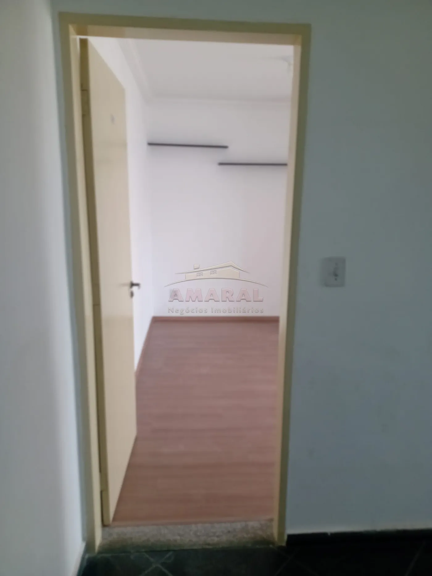 Comprar Apartamentos / Padrão em Suzano R$ 215.000,00 - Foto 5