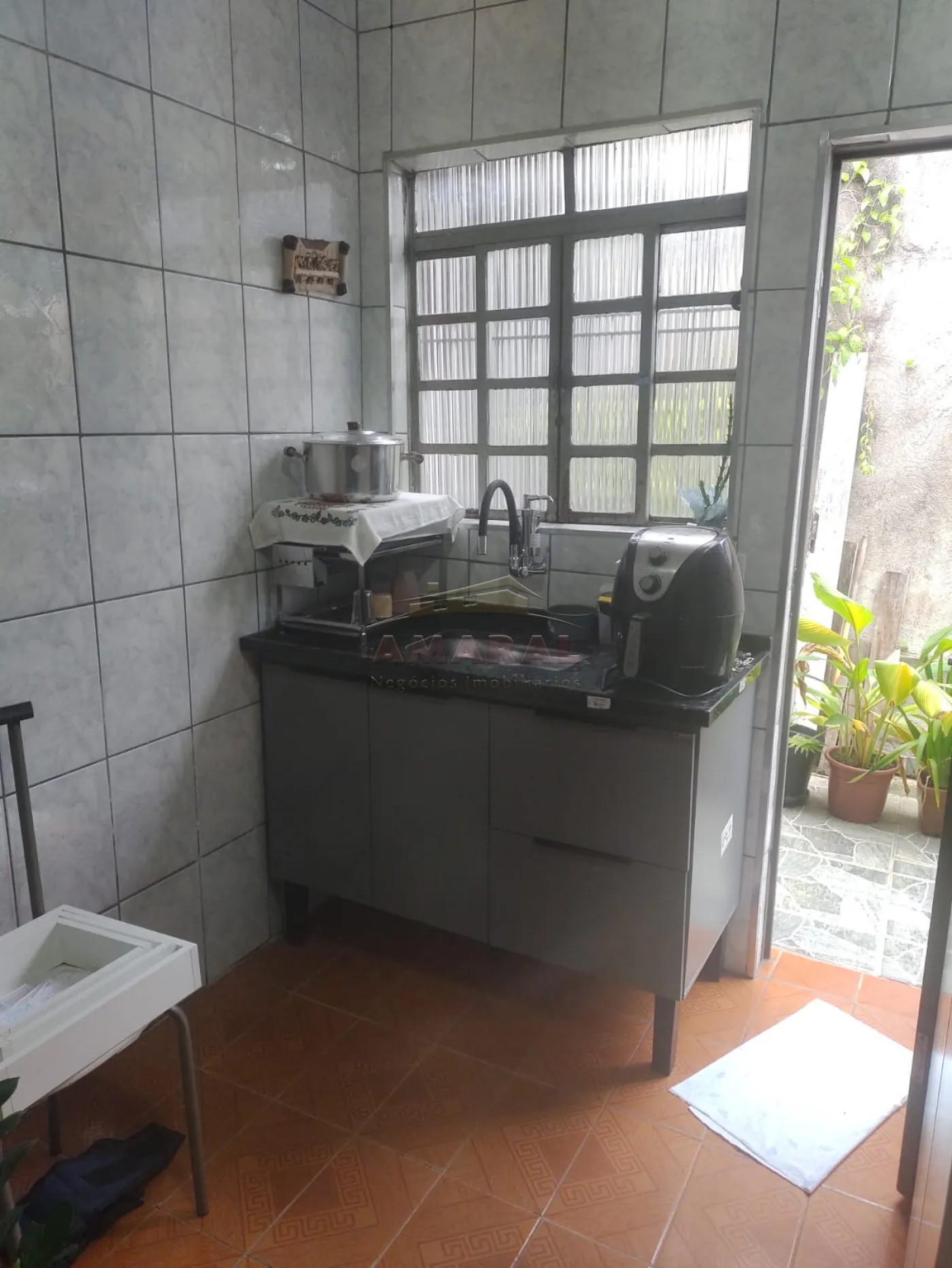 Comprar Casas / Assobradada em Suzano R$ 350.000,00 - Foto 3