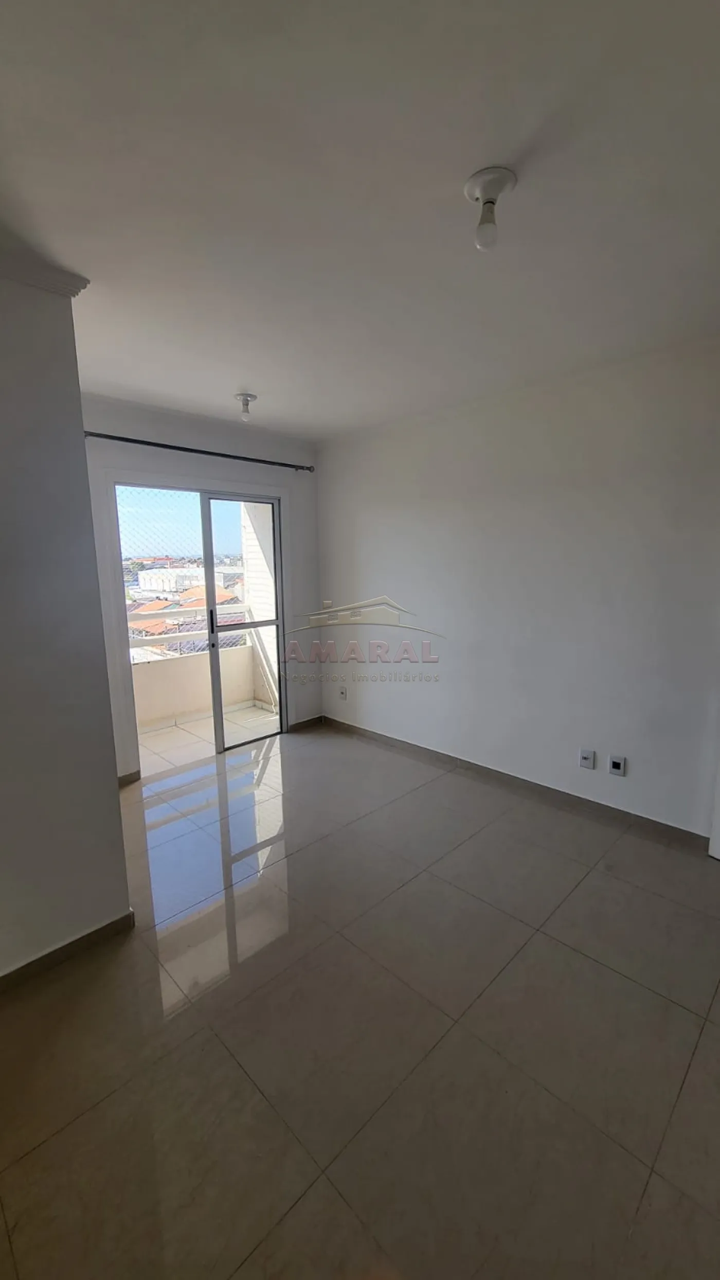 Comprar Casas / Assobradada em Suzano R$ 350.000,00 - Foto 21