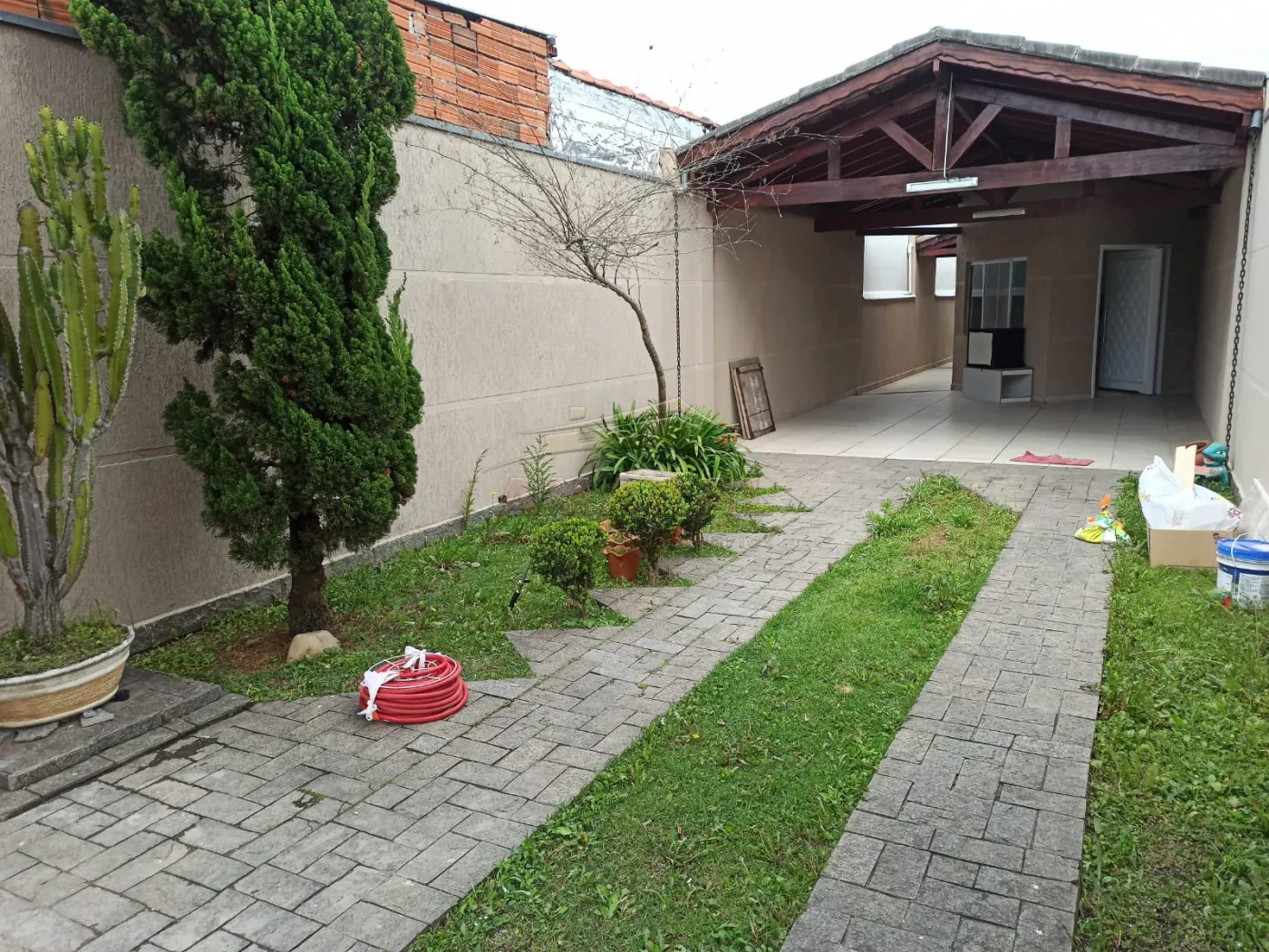 Alugar Casas / Térrea em Suzano R$ 2.500,00 - Foto 1