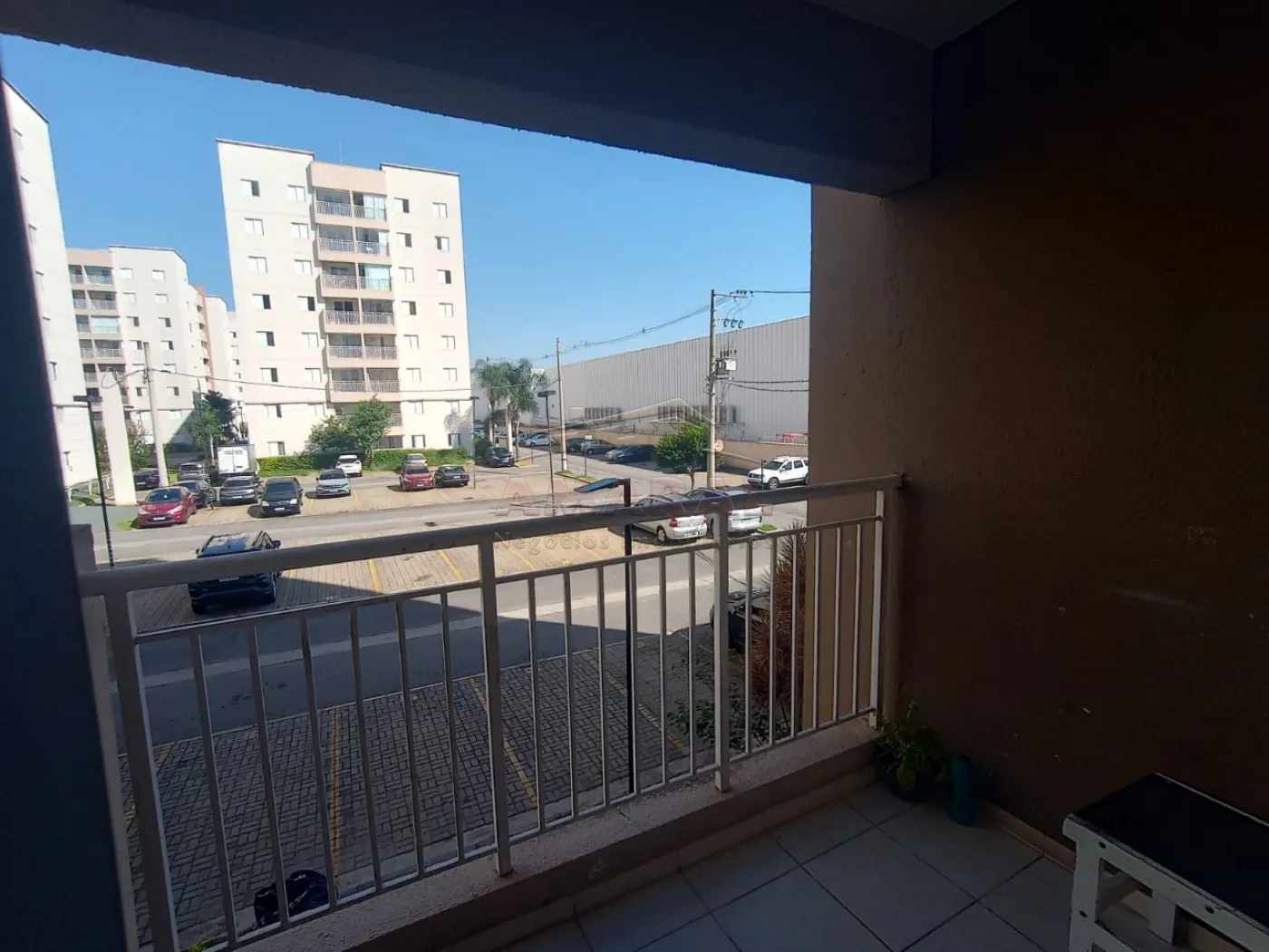 Comprar Apartamentos / Padrão em Suzano R$ 300.000,00 - Foto 1