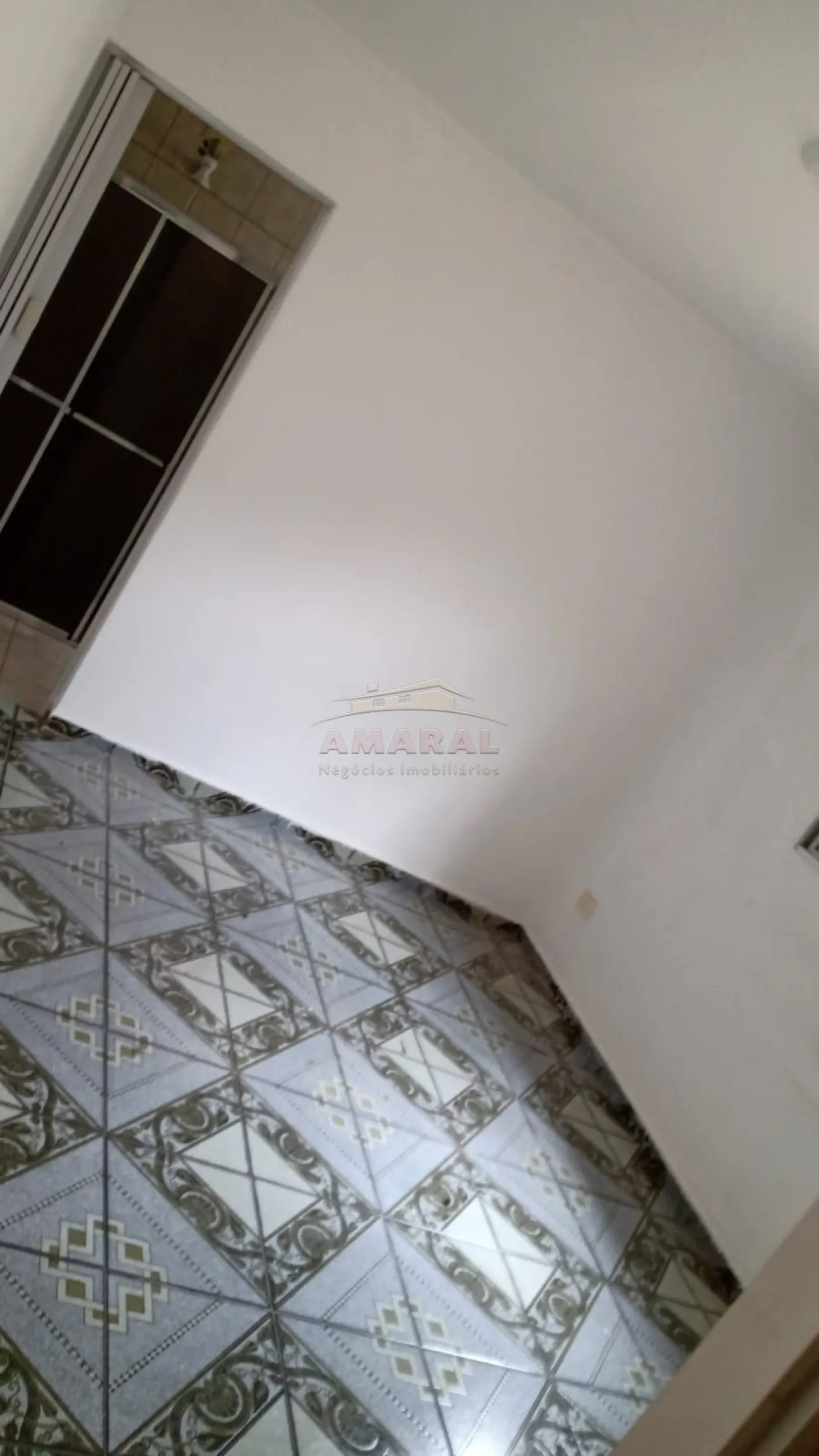 Comprar Casas / Térrea em Poá R$ 320.000,00 - Foto 2