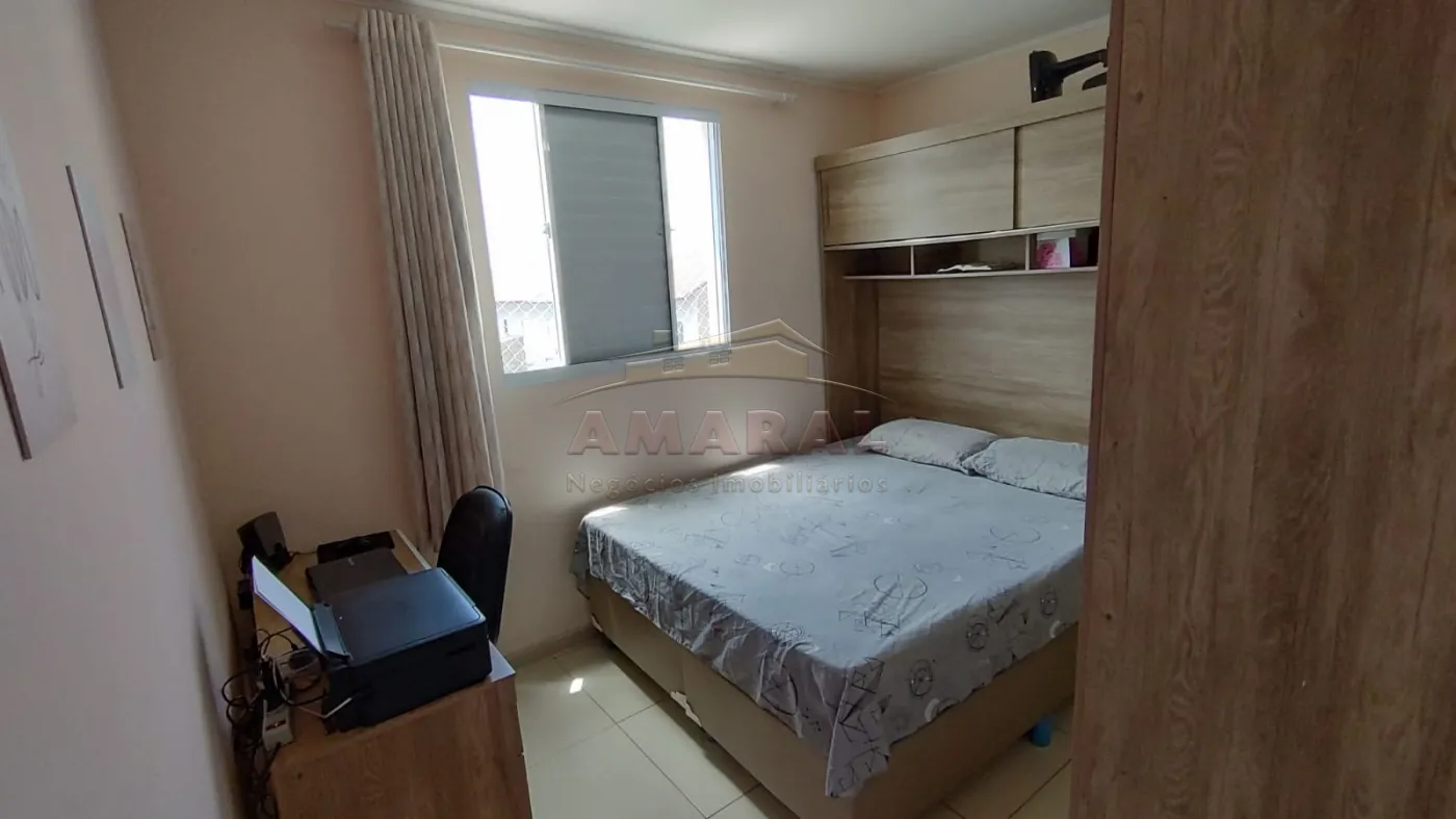 Comprar Apartamentos / Padrão em Suzano R$ 210.000,00 - Foto 1