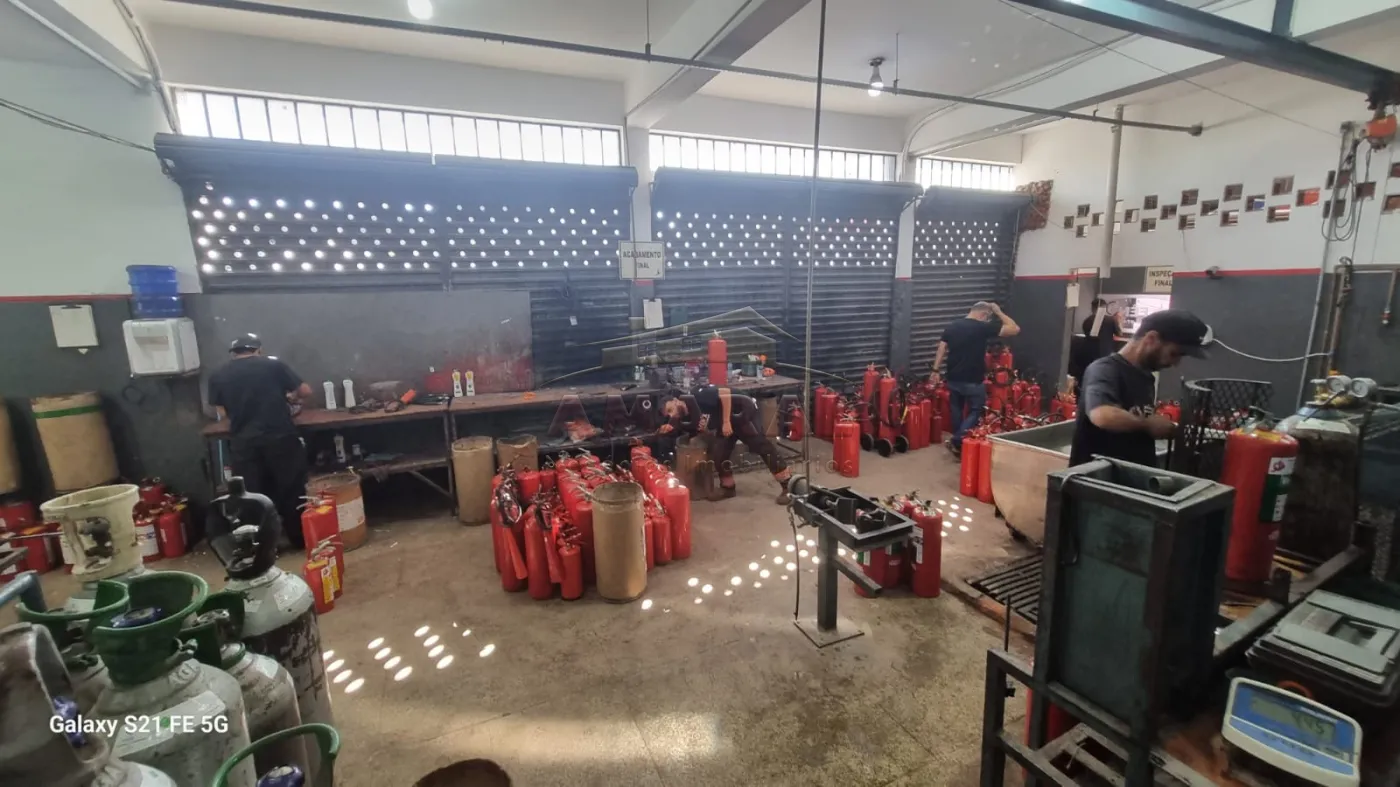 Alugar Comerciais / Prédio Comercial em Suzano R$ 15.000,00 - Foto 23