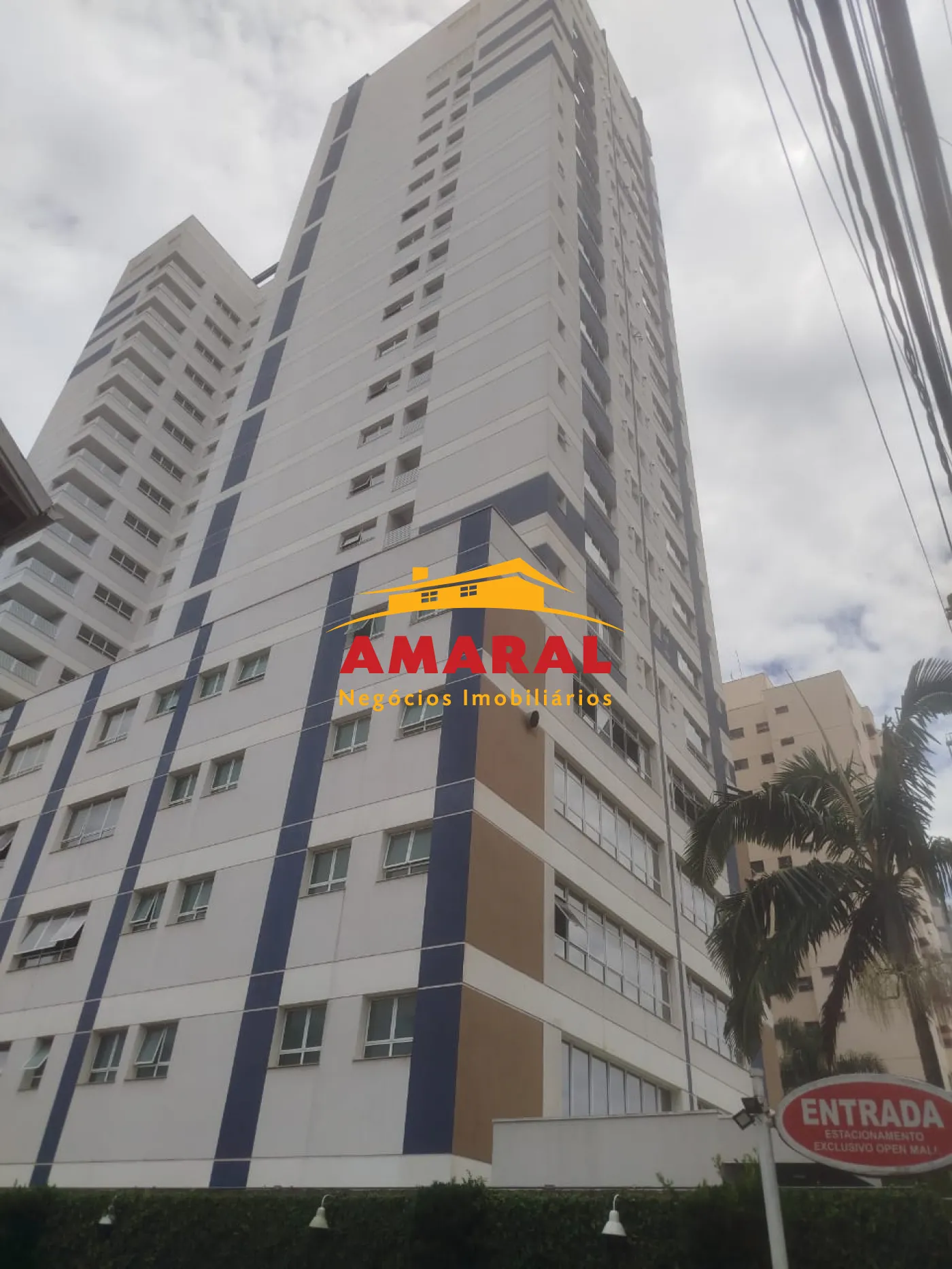 Alugar Apartamentos / Padrão em Mogi das Cruzes R$ 2.700,00 - Foto 1