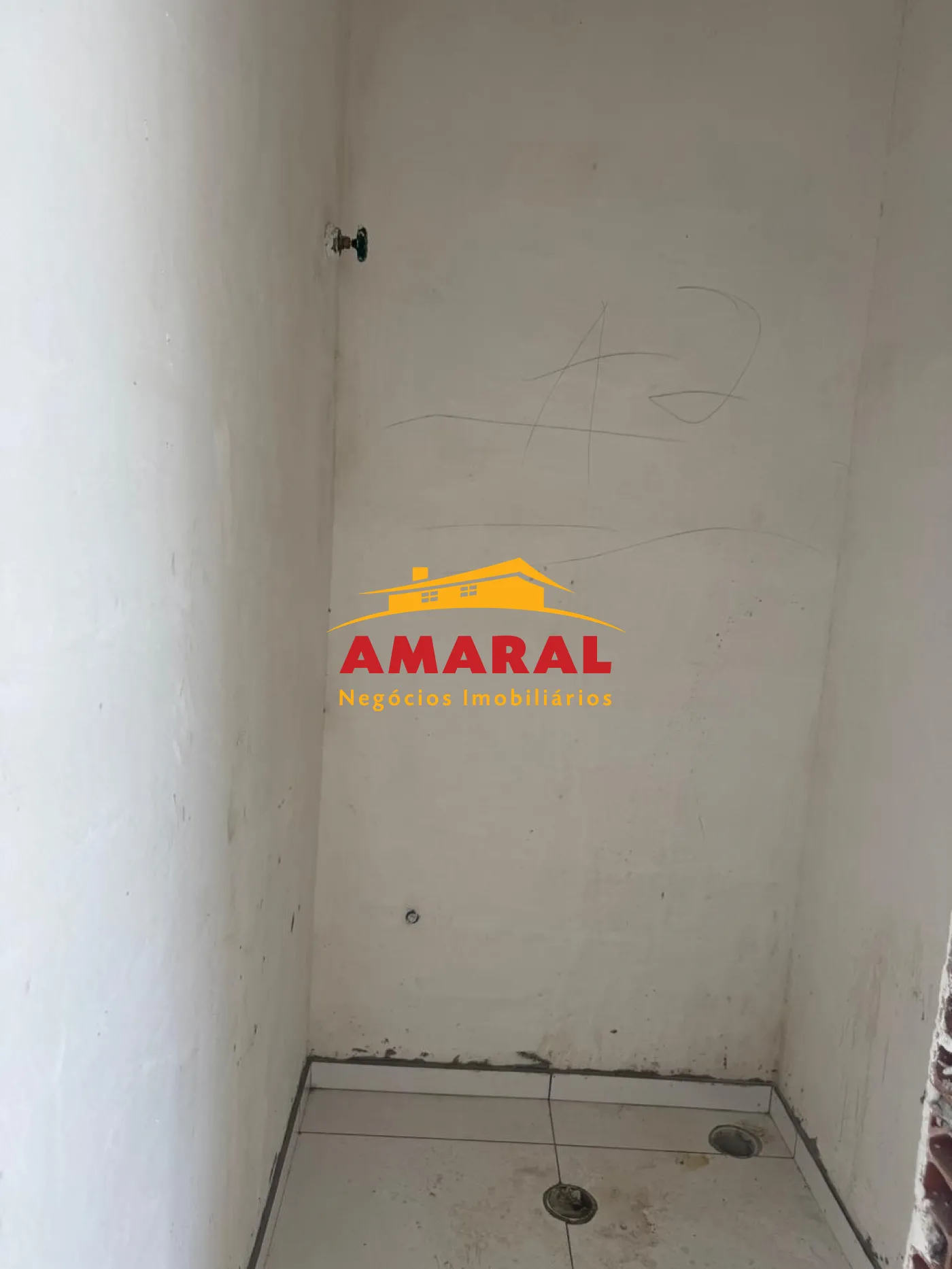 Alugar Comerciais / Ponto Comercial em Suzano R$ 1.400,00 - Foto 2