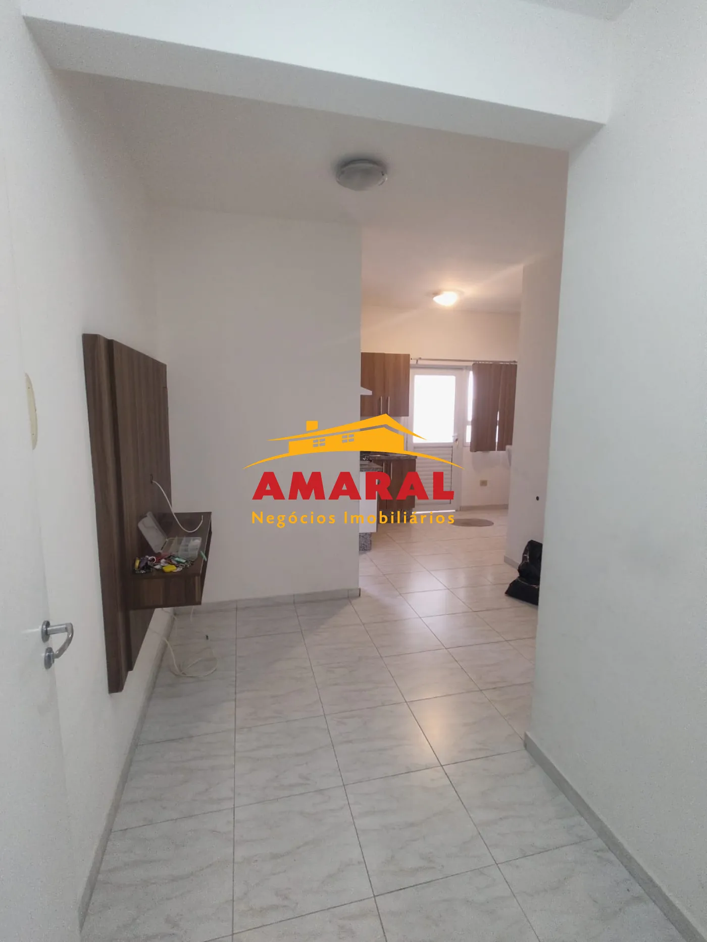 Alugar Apartamentos / Kitchnet em Suzano R$ 1.200,00 - Foto 1