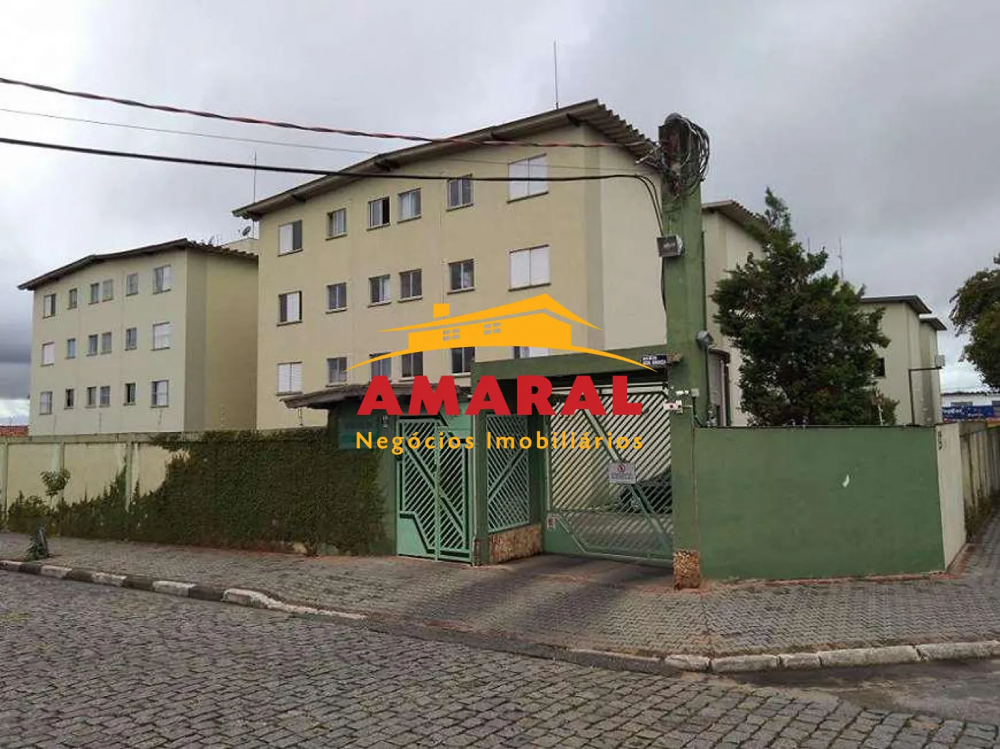 Comprar Apartamentos / Padrão em Suzano R$ 190.000,00 - Foto 1