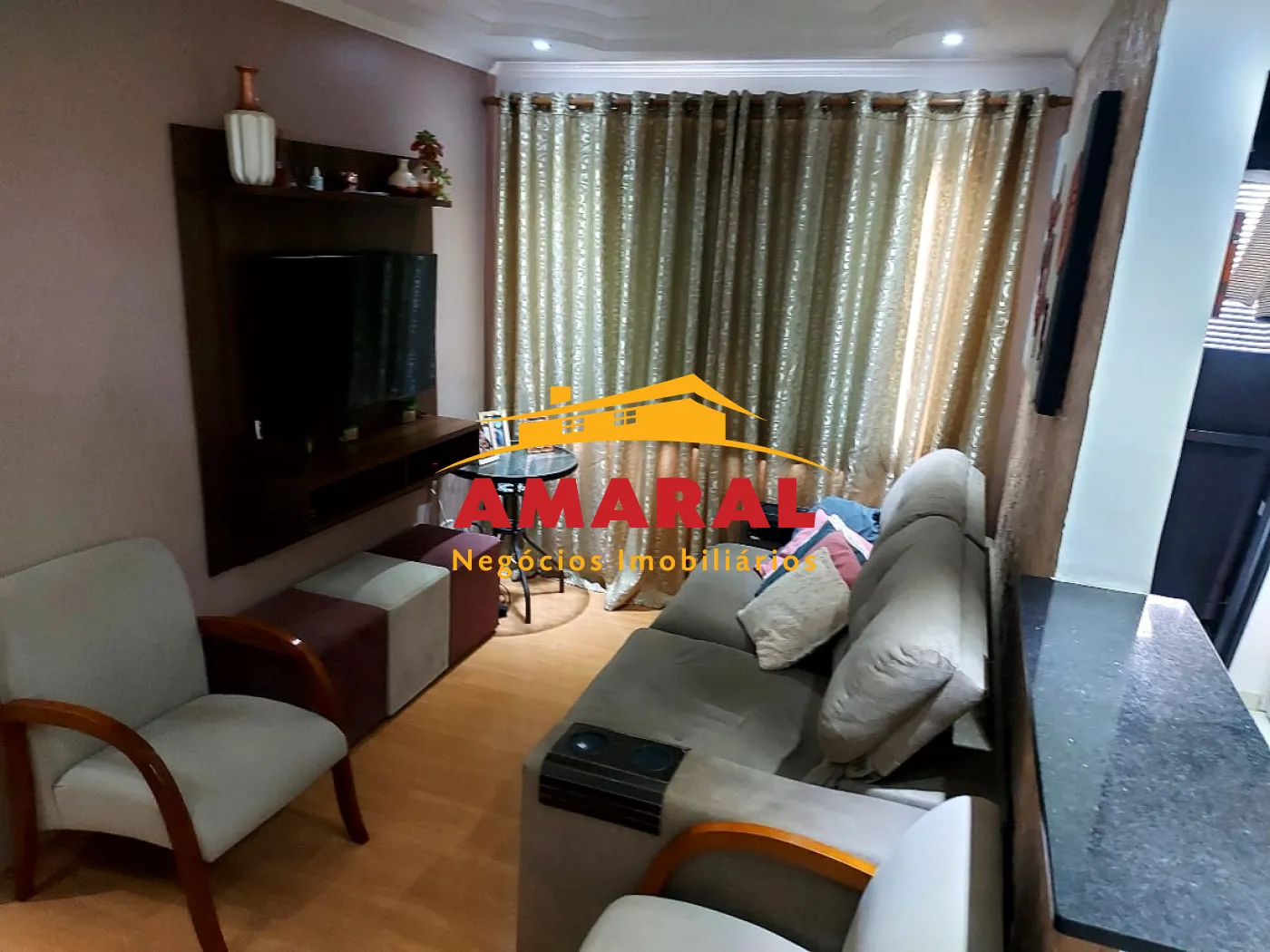 Comprar Apartamentos / Padrão em Suzano R$ 240.000,00 - Foto 1