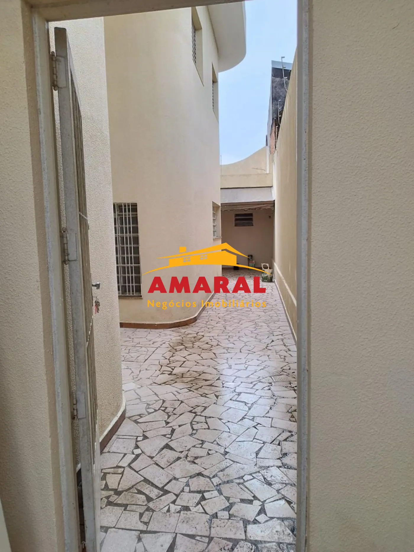 Alugar Casas / Sobrado em Suzano R$ 2.200,00 - Foto 3