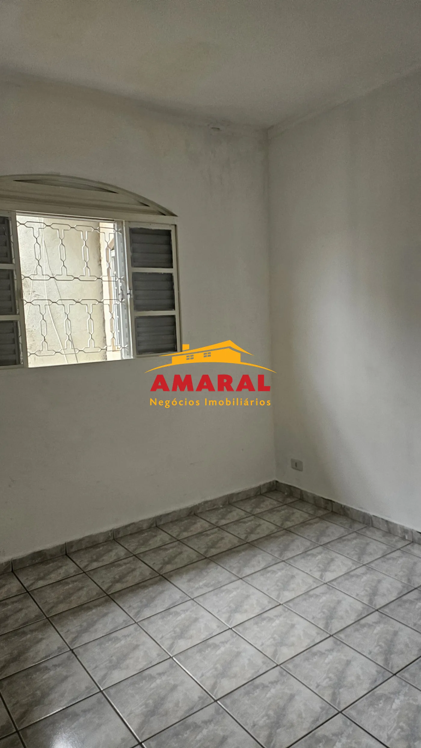 Alugar Casas / Sobrado em Suzano R$ 1.700,00 - Foto 1
