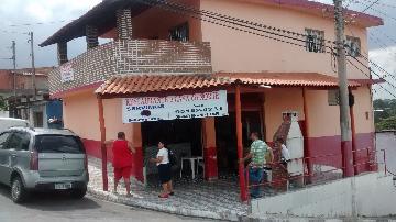 Alugar Casas / Sobrado em Suzano. apenas R$ 330.000,00