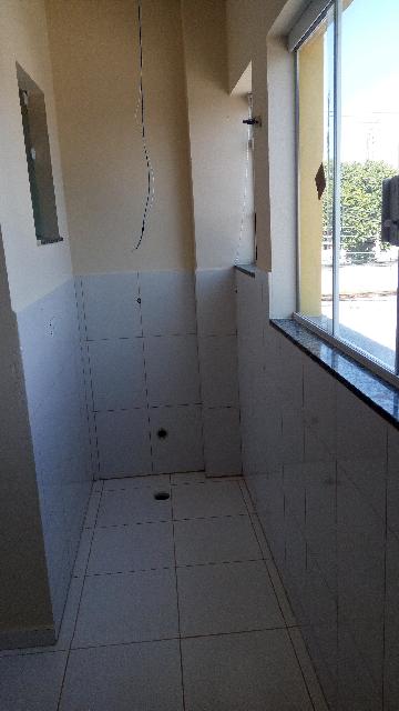 Alugar Apartamentos / Kitchnet em Suzano R$ 750,00 - Foto 5
