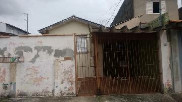 Alugar Casas / Térrea em Suzano. apenas R$ 280.000,00