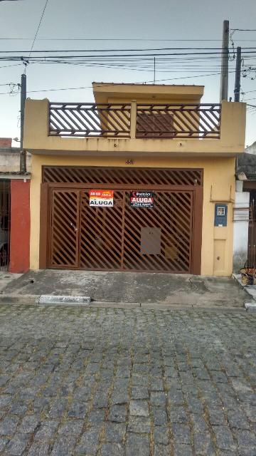 Alugar Casas / Sobrado em Suzano. apenas R$ 1.500,00