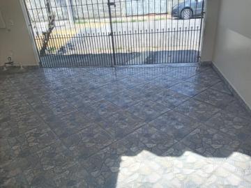 Alugar Casas / Térrea em Suzano. apenas R$ 350.000,00