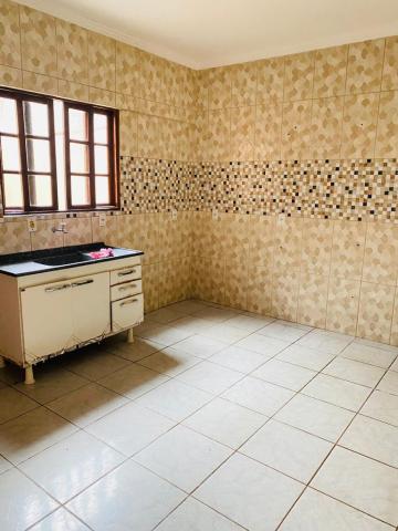 Alugar Casas / Térrea em Suzano R$ 1.200,00 - Foto 3