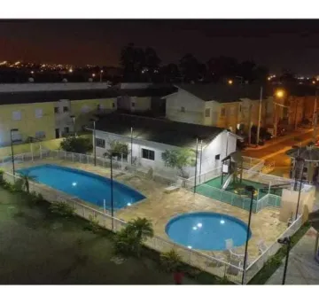 Alugar Casas / Sobrado em Suzano. apenas R$ 350.000,00